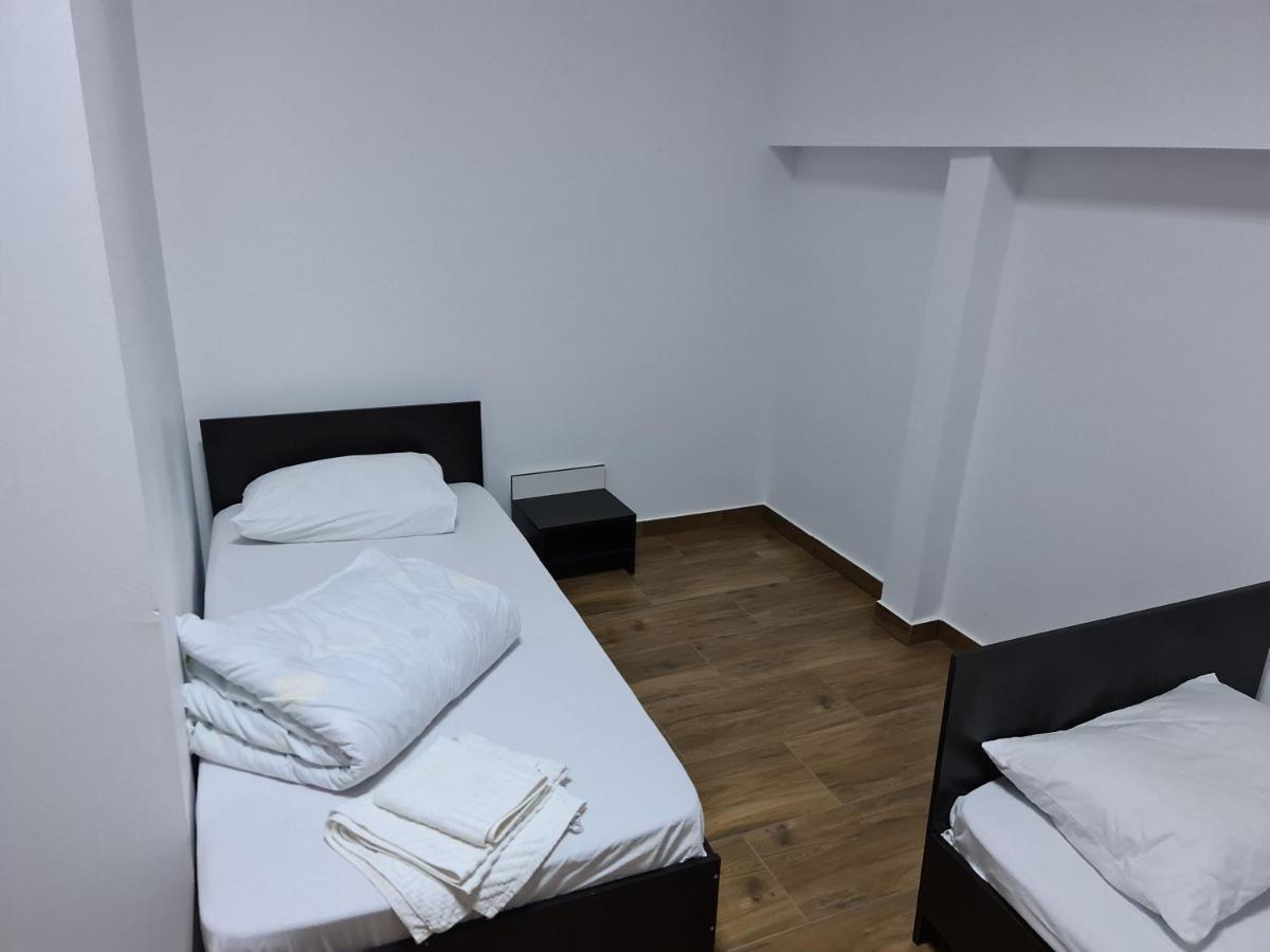 Hotel Safta Hotels Pielestii المظهر الخارجي الصورة